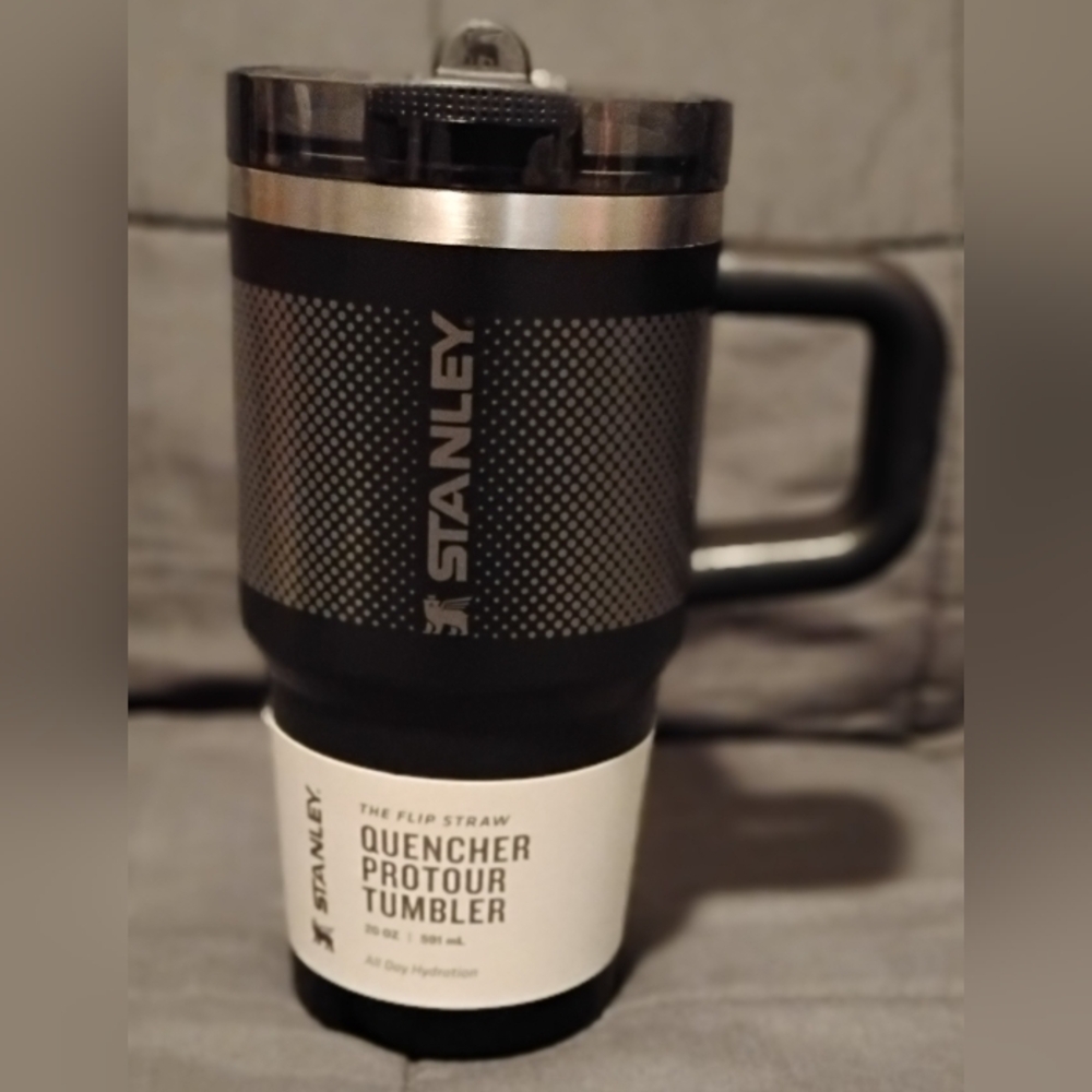 The Quencher ProTour Flip Straw Tumbler | 20 OZ | 0.6 L